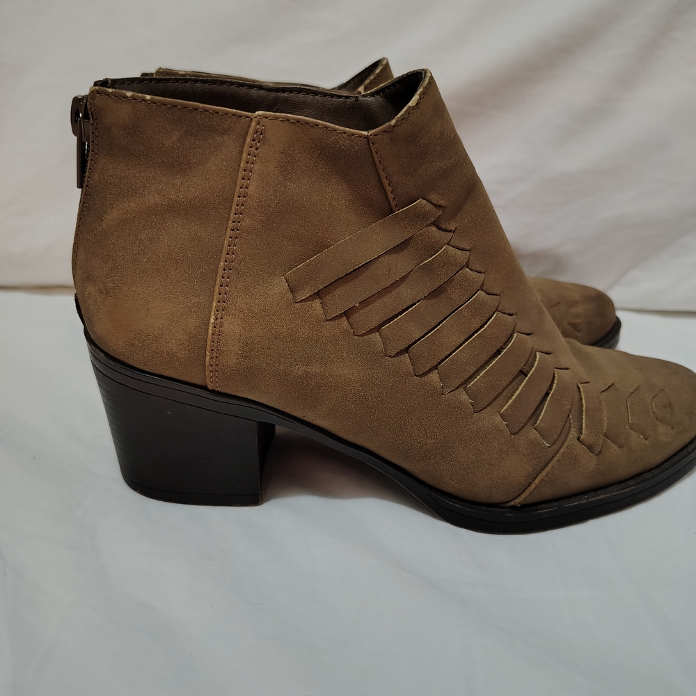 Pierre Dumas Back Zip Ankle Boots 2.5" Block Heel Layered Cutout Design Taupe